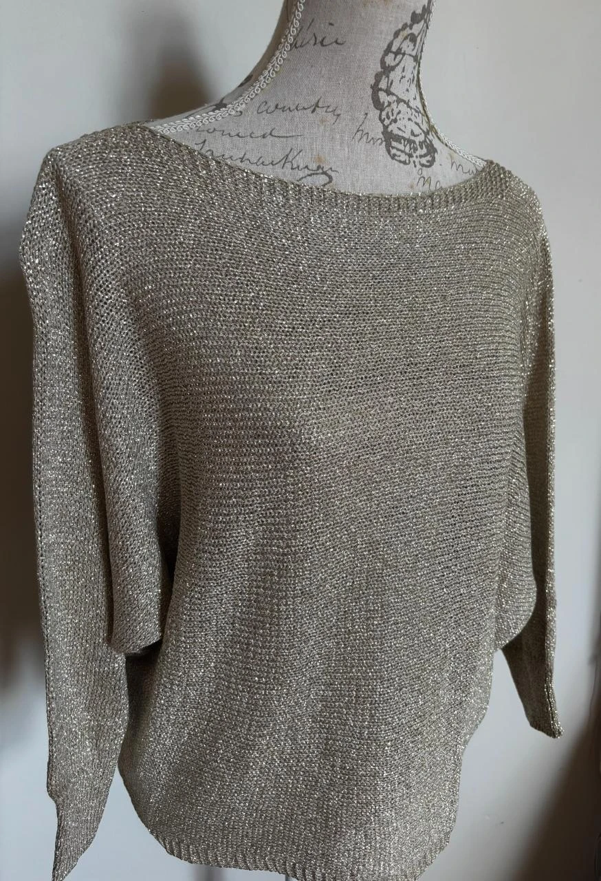 🎀 Gold knit sweater Made in Italy with neckline & satin bow on the back - one size – photo 11